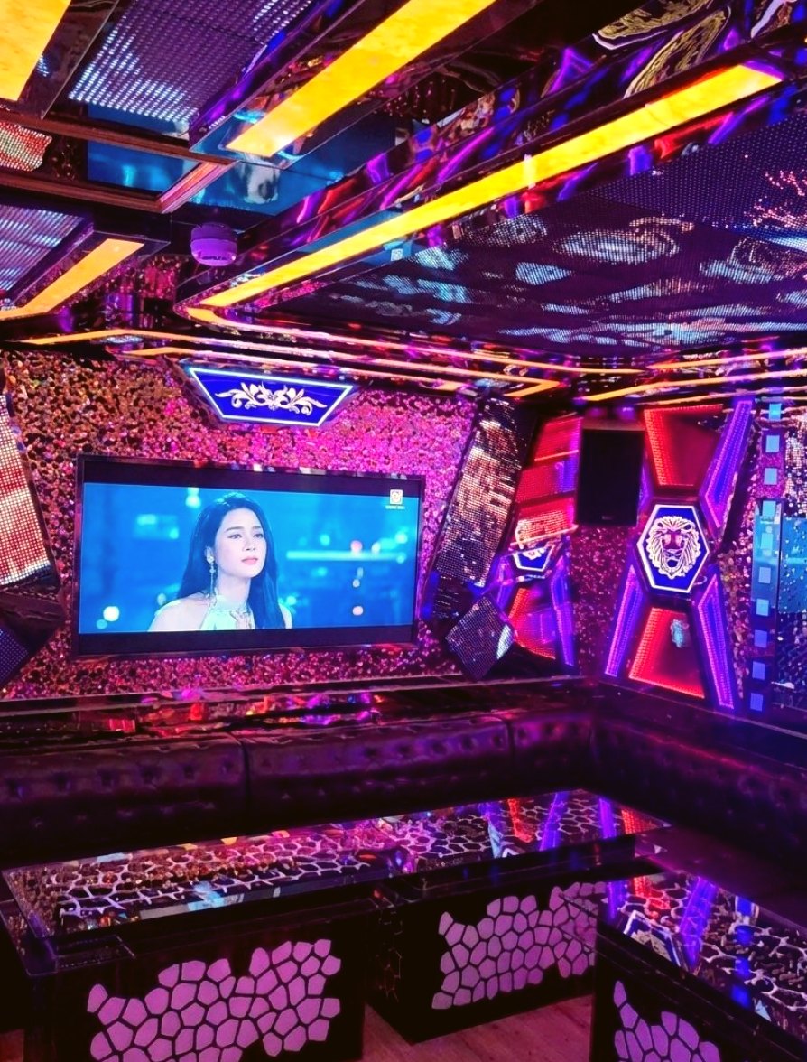 다낭 벤츠 가라오케 사진 5